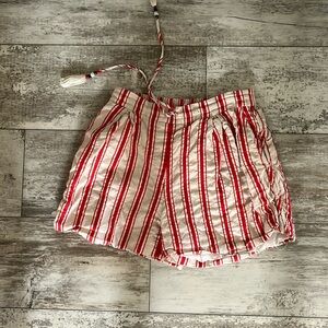 Pocket striped shorts